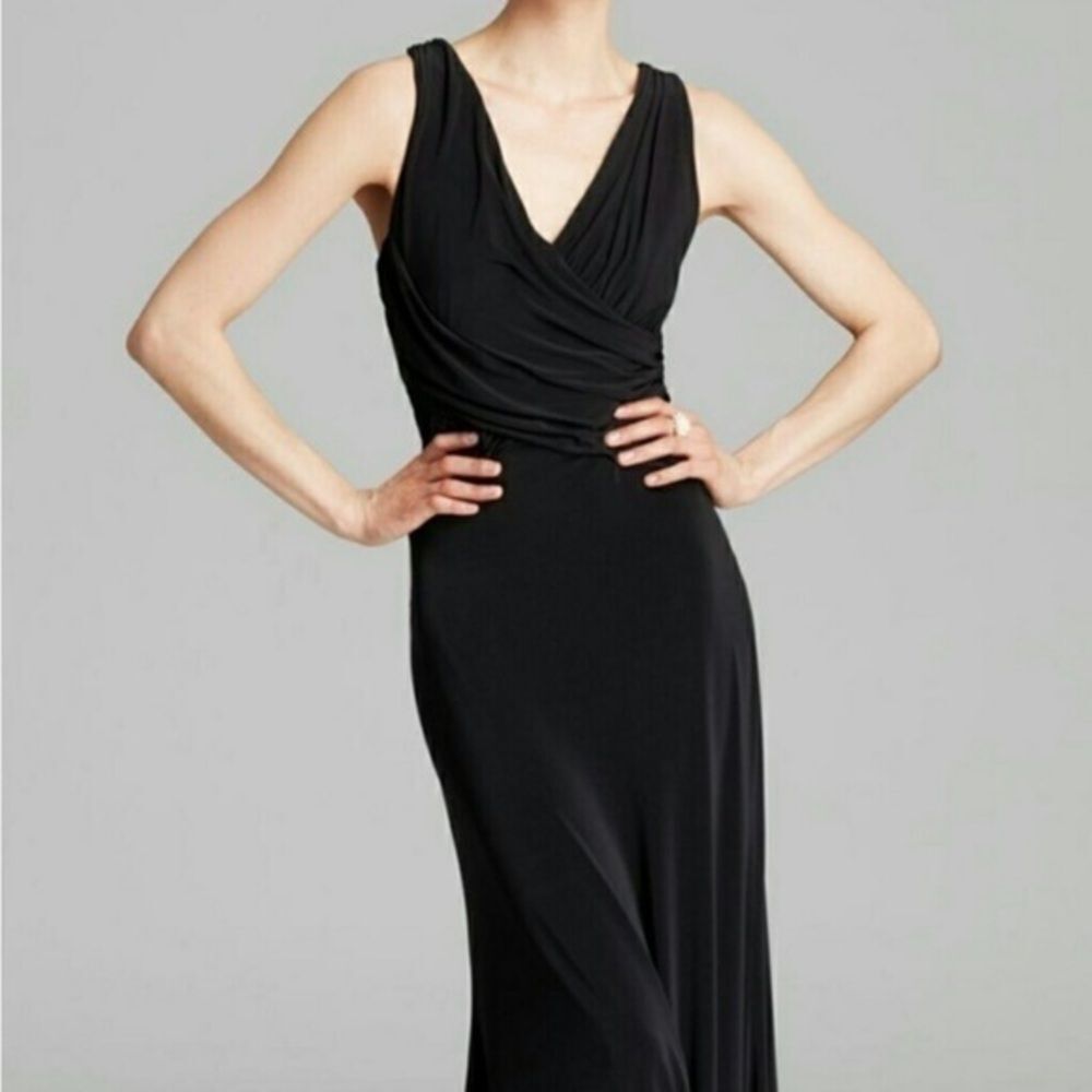 Vera Wang Sleeveless Matte Black Jersey Knit Timeless Classic Maxi Dress Size 4